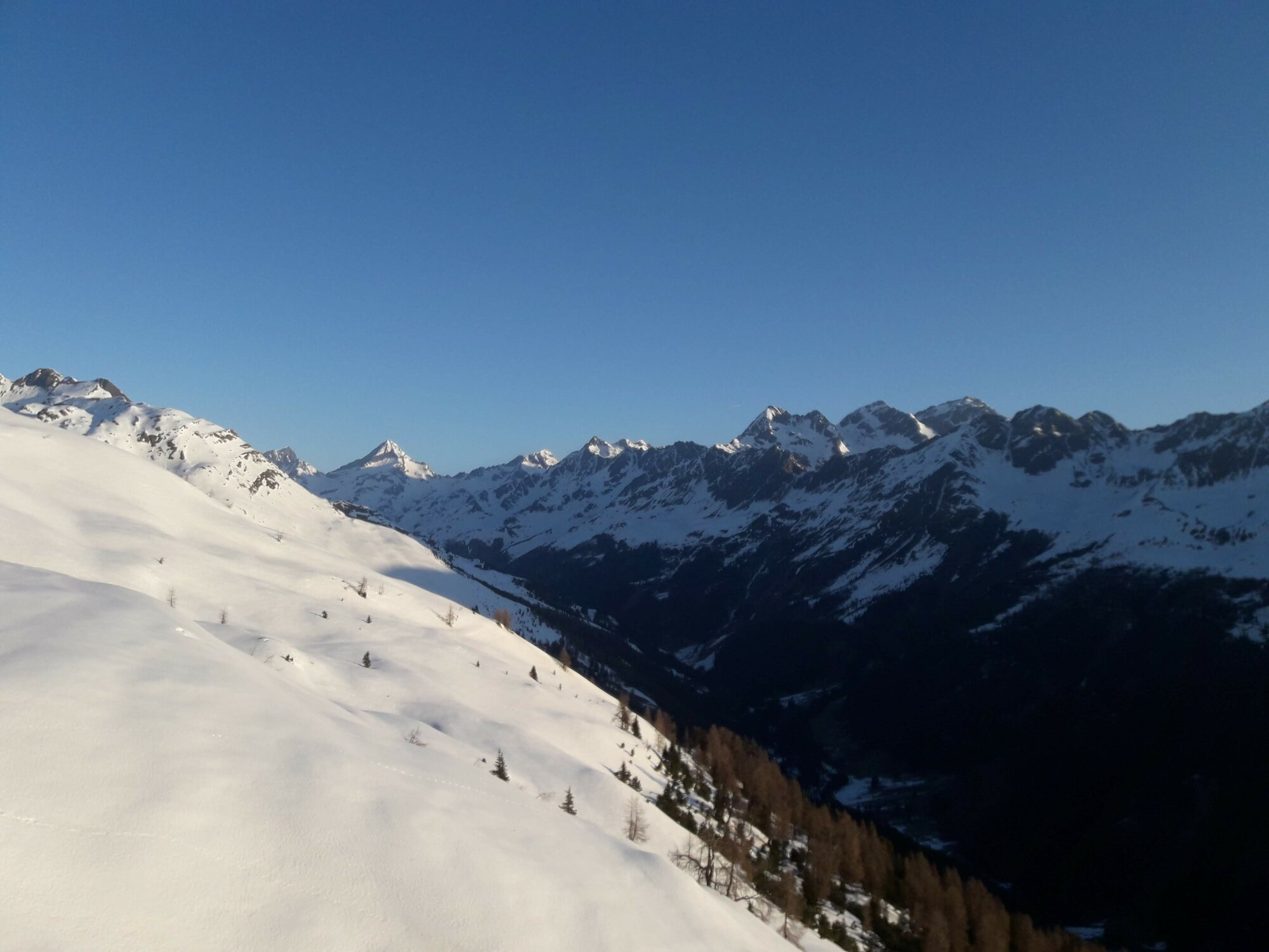 Blick ins winterliche Debanttal. © Andreas Angermann